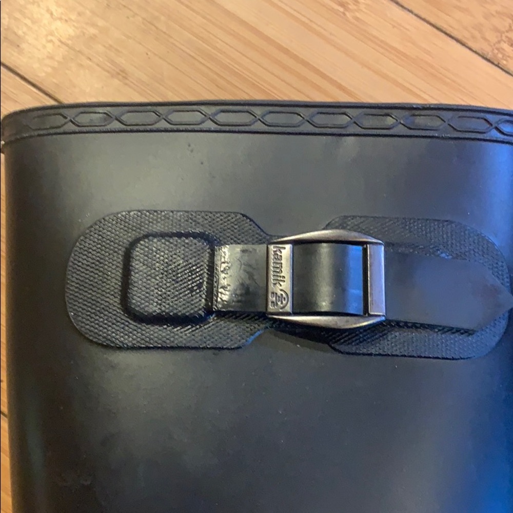 Kamik black rain boots